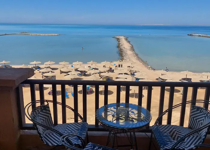 Aparthotel Seafront G311