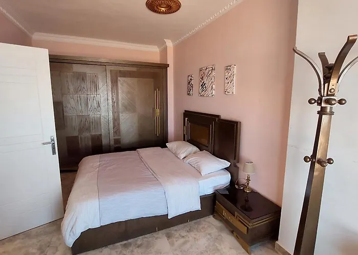 Aparthotel Seafront G311 *
