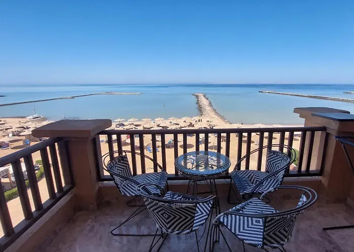 Aparthotel Seafront G311